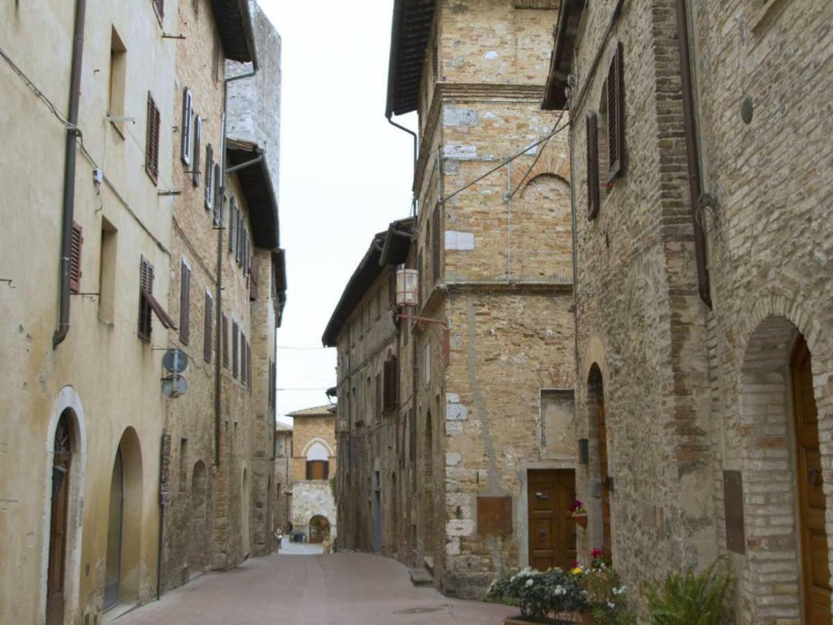 Il Prunello - Una Casa Tra Le Torri Сан Джиминяно Екстериор снимка